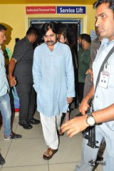 Pawan Kalyan Watched Rangasthalam along with Ram Charan